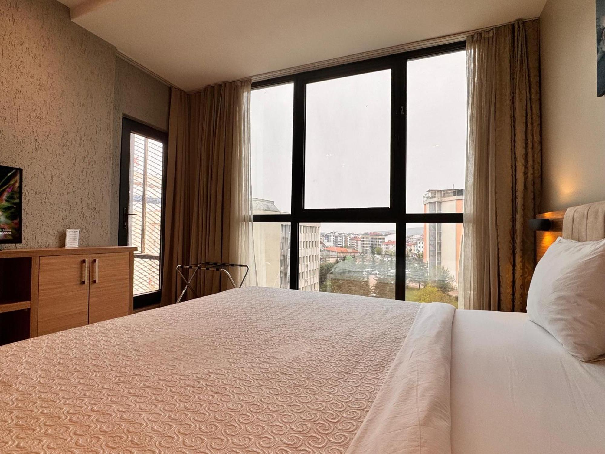 Innport Hotel Gebze Extérieur photo